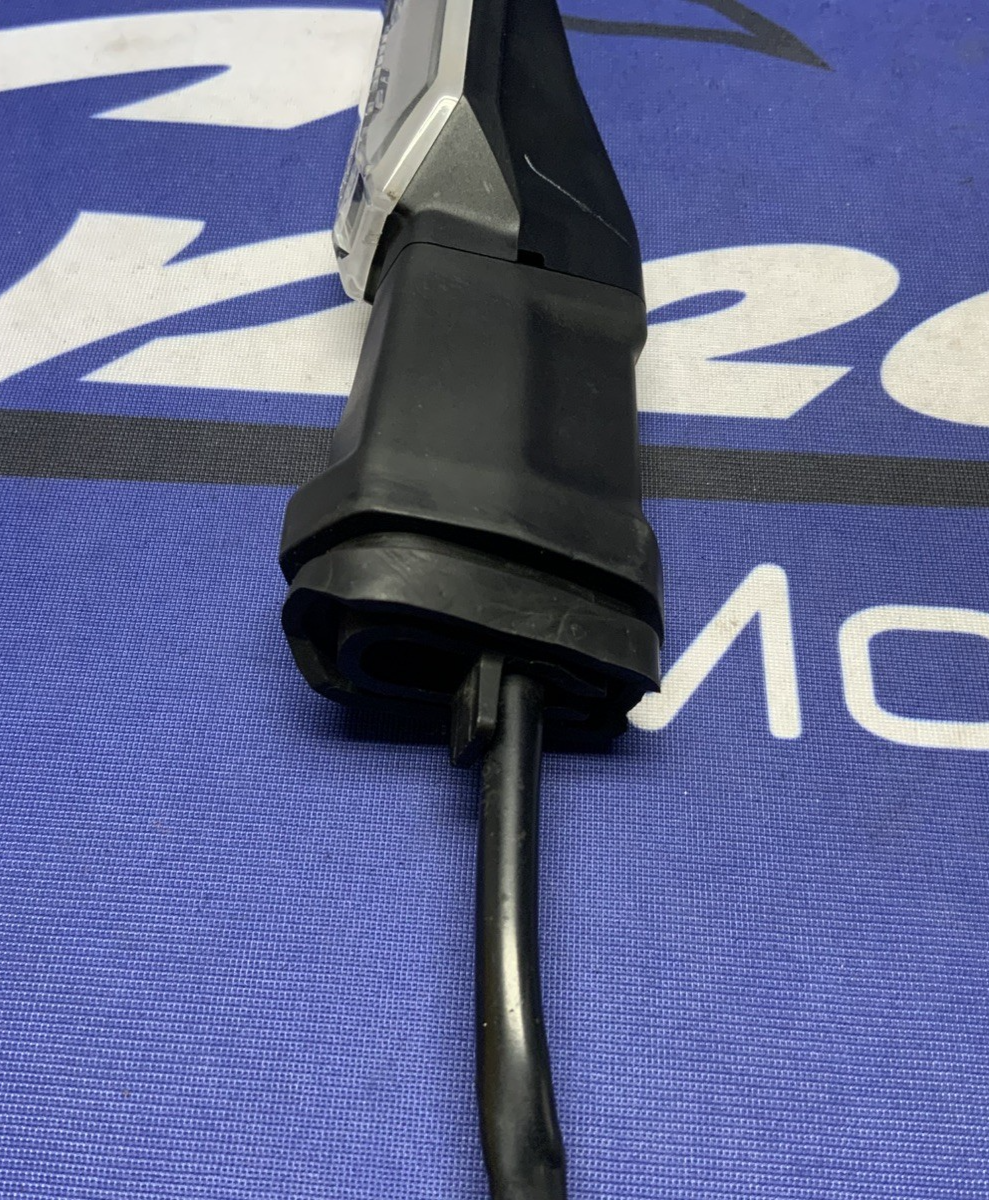 Kawasaki Right Rear Turn Signal ZX-4R/RR 2023-2025 OEM 23037-0550