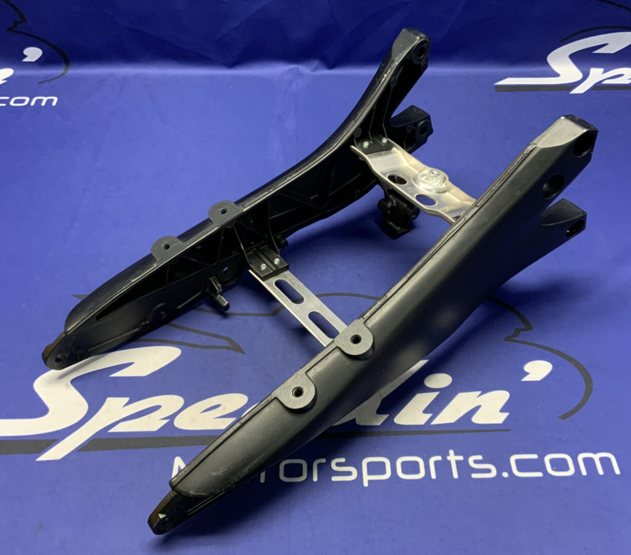 Suzuki Rear Subframe Assy GSXR 600 2006-2007 OEM 41211-01H00-YAP