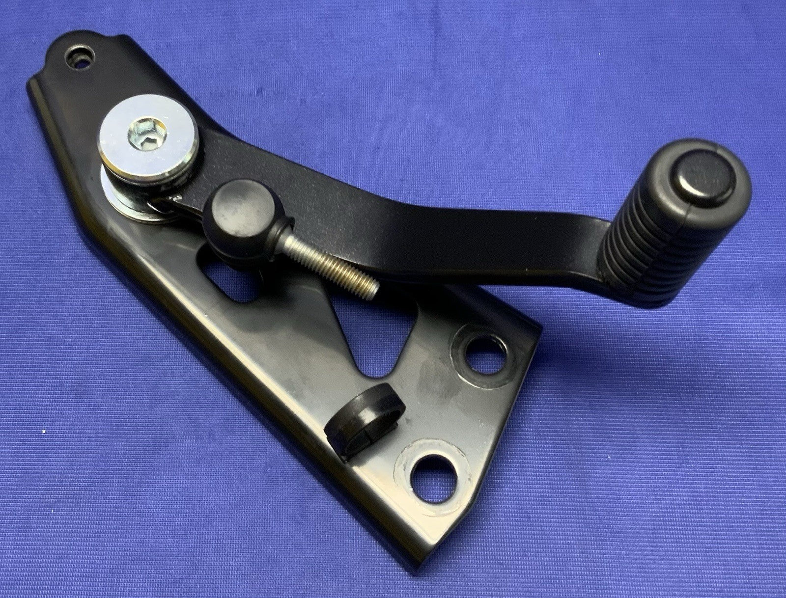 Suzuki Gear Shift Lever With Bracket GSX-8R 2023-2026 OEM 25680-25L00
