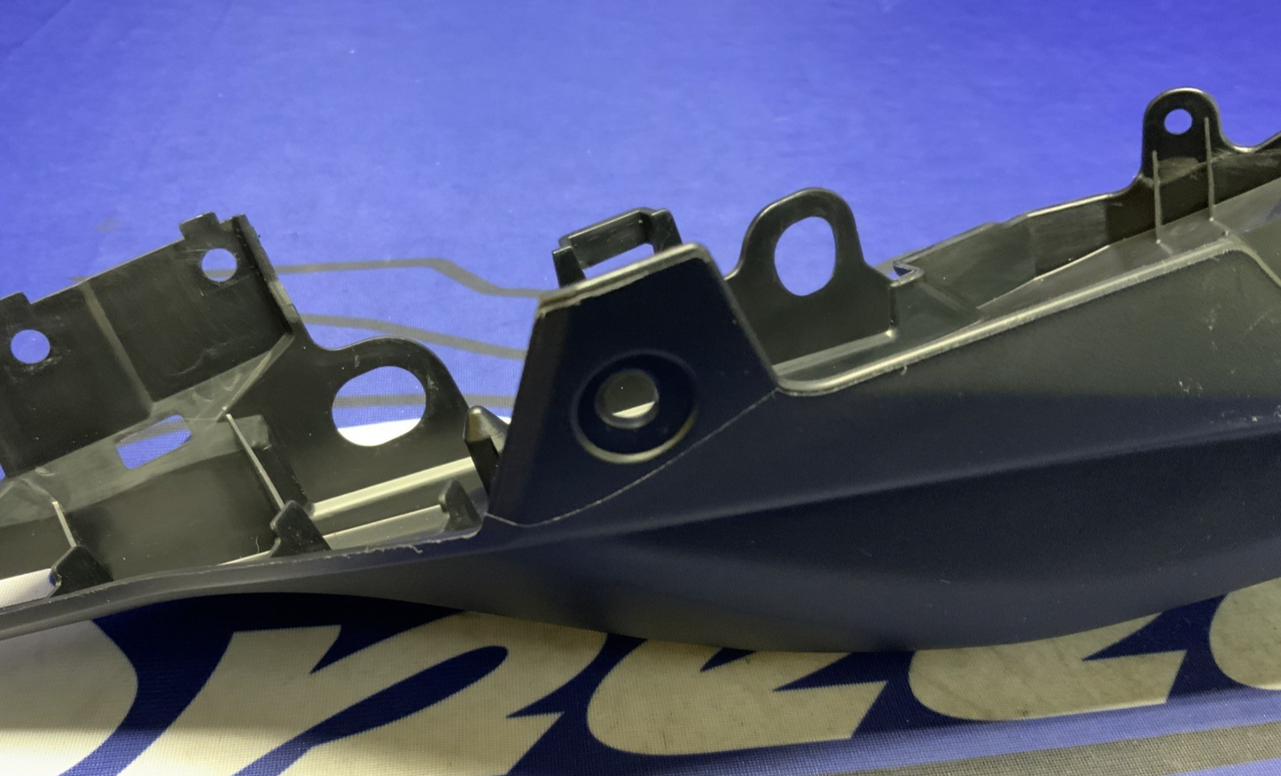 Yamaha Left Tail Inner Fairing YZF-R7 2022-2025 OEM BEB-21731-00-00