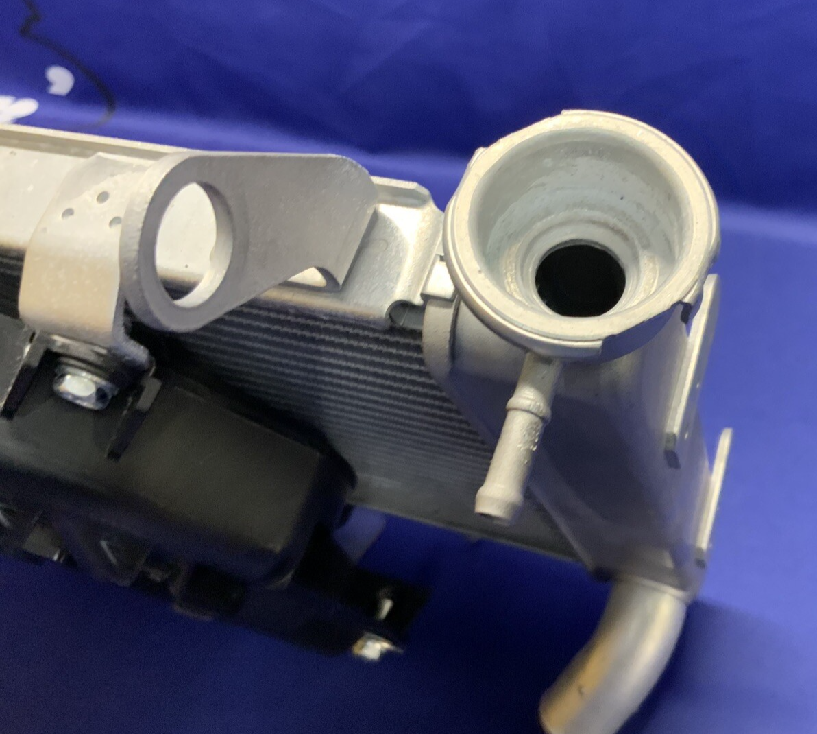 Suzuki Radiator Assembly (Gray) W/ Fan GSX-8R/S 2024-2025 OEM 17700-25L10