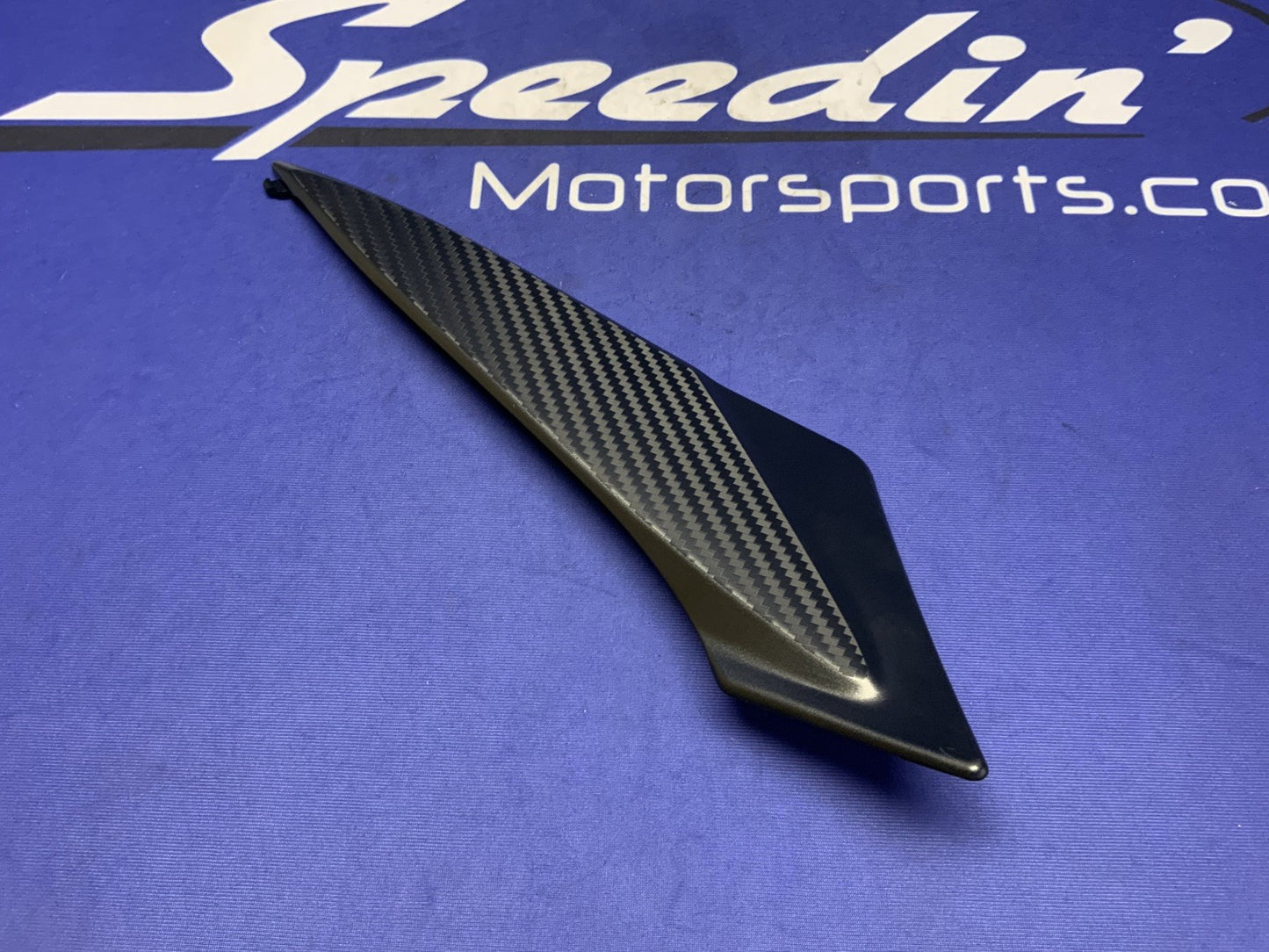 Suzuki Right Side Fuel Tank Cover GSX-R600 2011-2024 OEM 44170-14J00