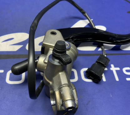 Kawasaki Front Master Cylinder Assembly Ninja ZX-10R 2016-2020 OEM 43015-0668