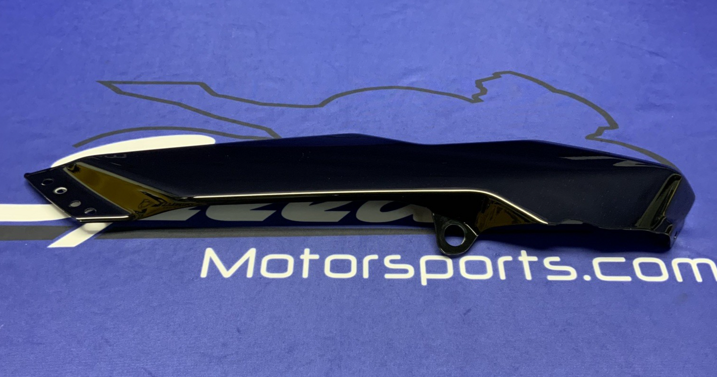 Yamaha Right Lower Fairing (Black) YZF-R7 2022-2025 OEM BEB-2834W-11-P5