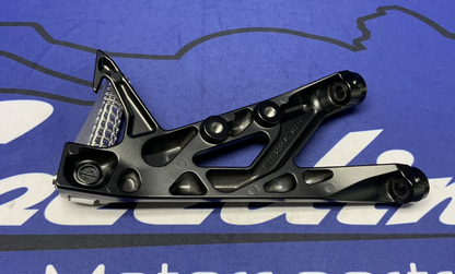 Suzuki Passenger Foot Rest Set GSX-8R/S 2023-2025 OEM 43821-25L00, 43811-25L00