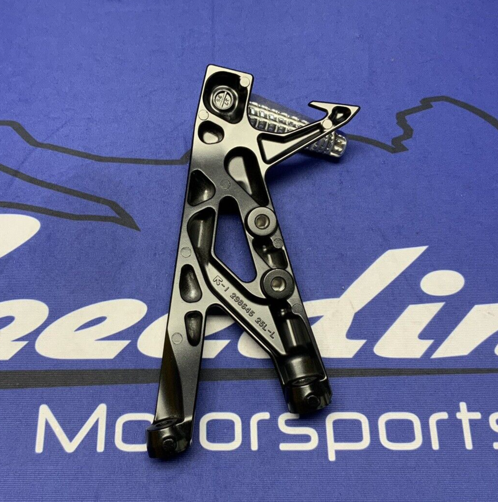 Suzuki Passenger Foot Rest Set GSX-8R/S 2023-2025 OEM 43821-25L00, 43811-25L00