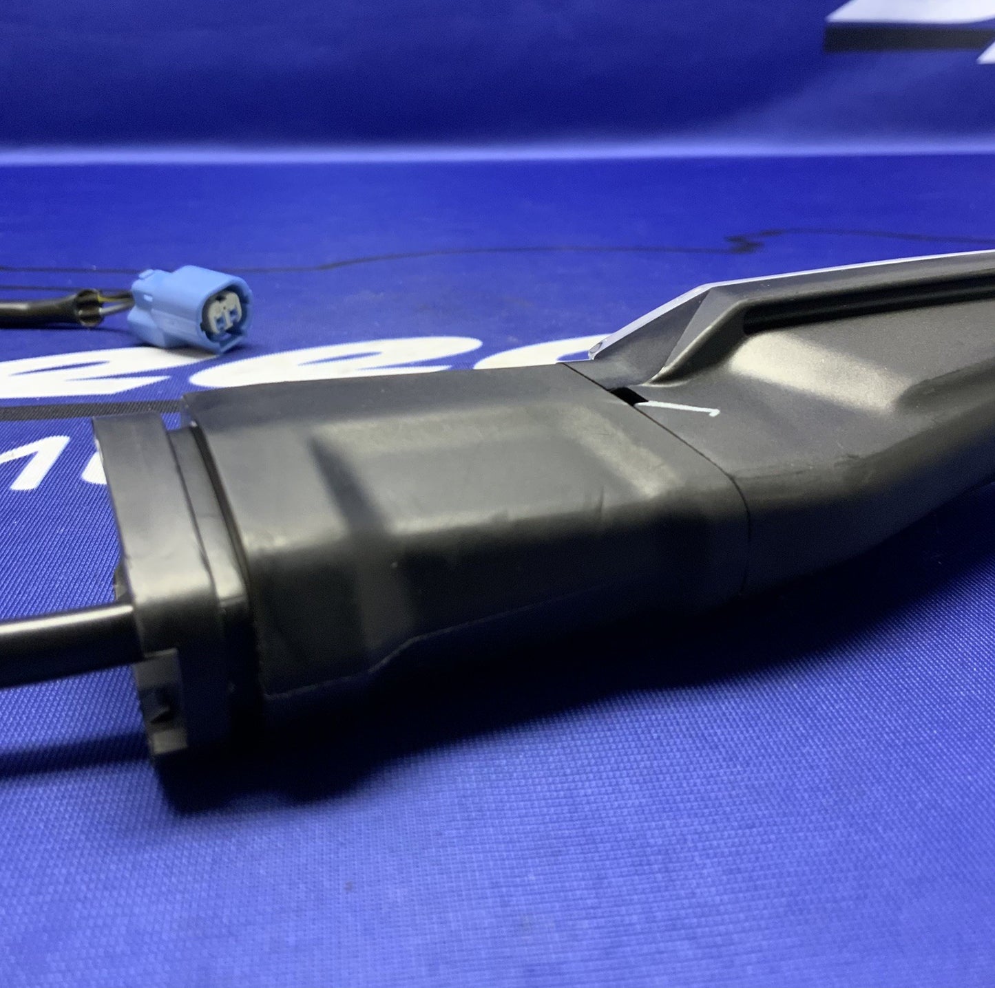 Kawasaki Right Rear Turn Signal ZX4R/RR 2023-2026 OEM 23037-0550