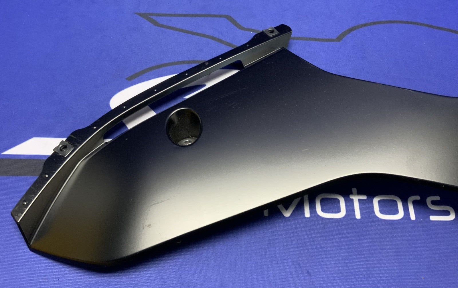 Yamaha Left Lower Fairing (Raven Black) YZF-R6 2017-2026 OEM BN6-28385-00-P1-2