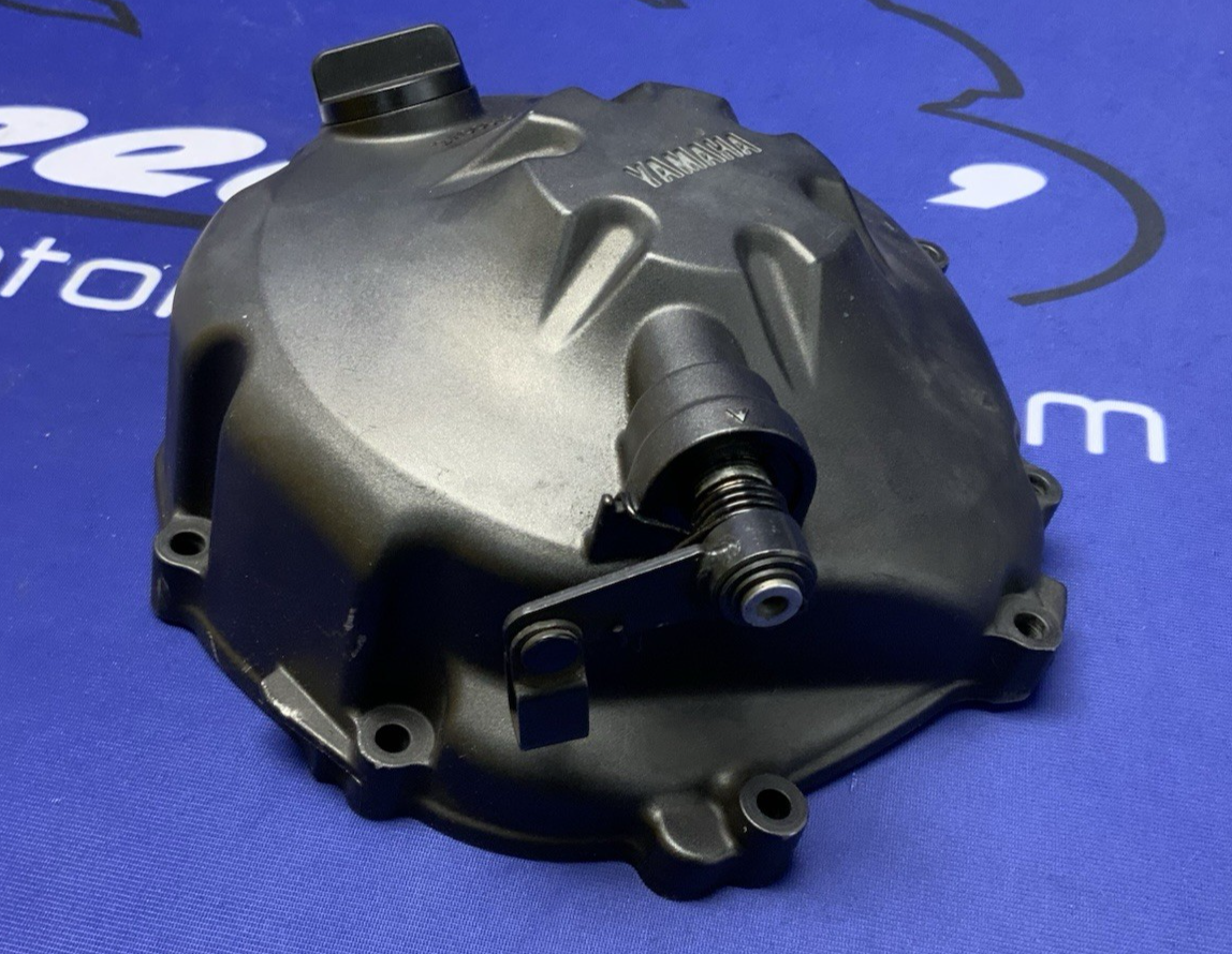 Yamaha Clutch Cover YZF-R6 2006-2020 OEM 2C0-15421-00-00