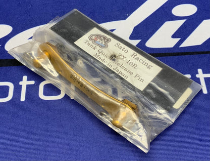 SatoRacing Quick Realese Tank Pin ZX-10 2004-2005 K-ZX10-GD
