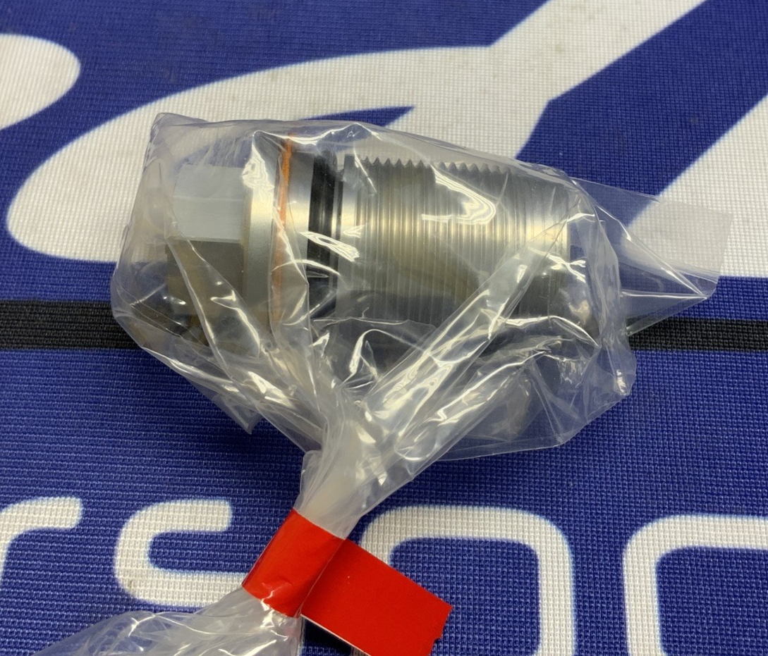 Yamaha Front Fork Bolt Cap YZ125 2005-2007 OEM 1C3-23111-L1-00