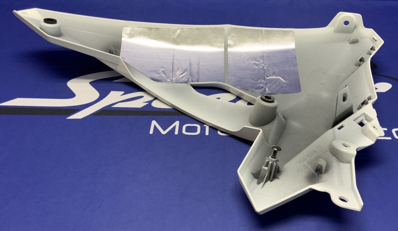 Suzuki Right Lower Fairing (Pearl Tech White) GSX-8R 2026 OEM 94470-25L20-QU2