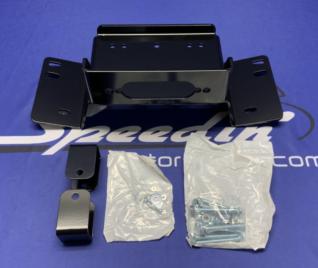KFI Winch Mount SXS700M2 Pioneer 2014-2018 101150