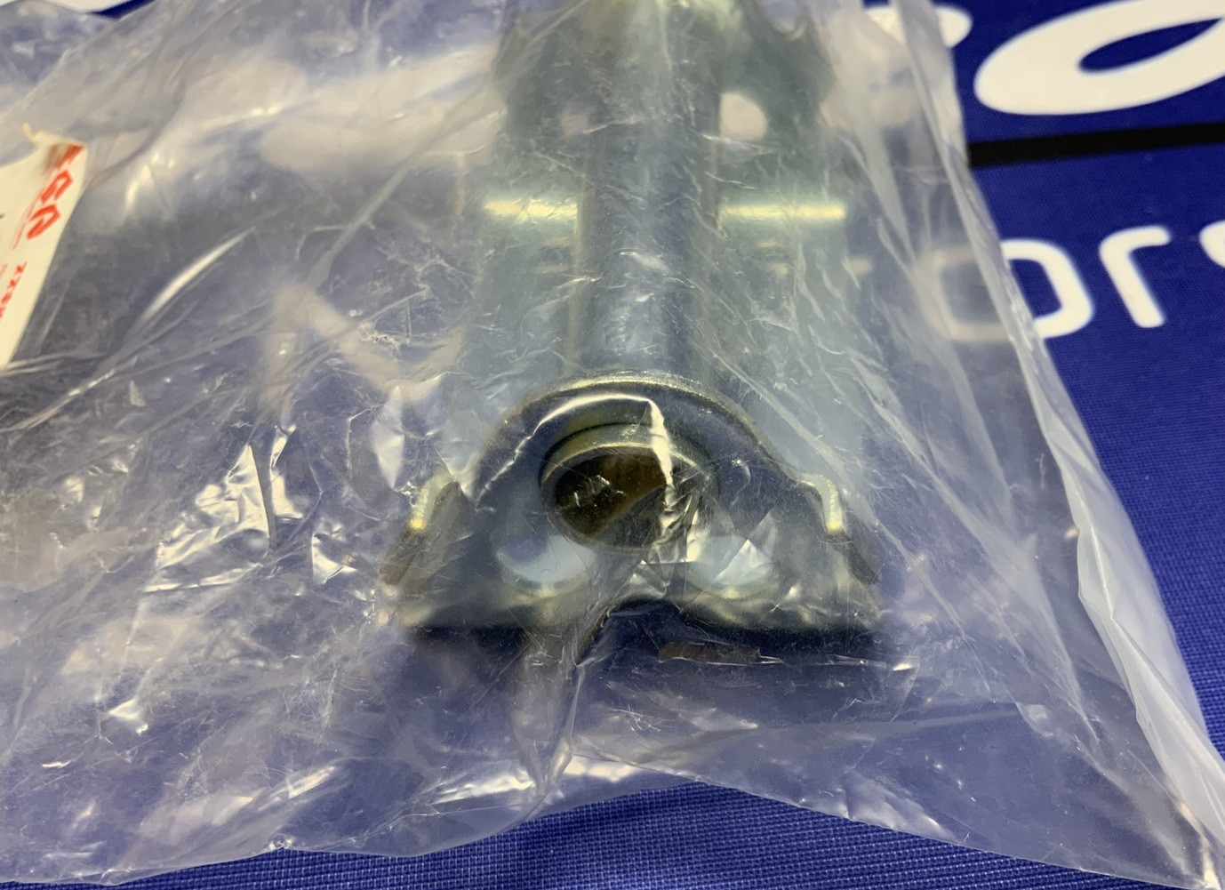 Suzuki Fuel Tank Mount Hinge Bracket SV 650 2017-2023 OEM 44530-44H00