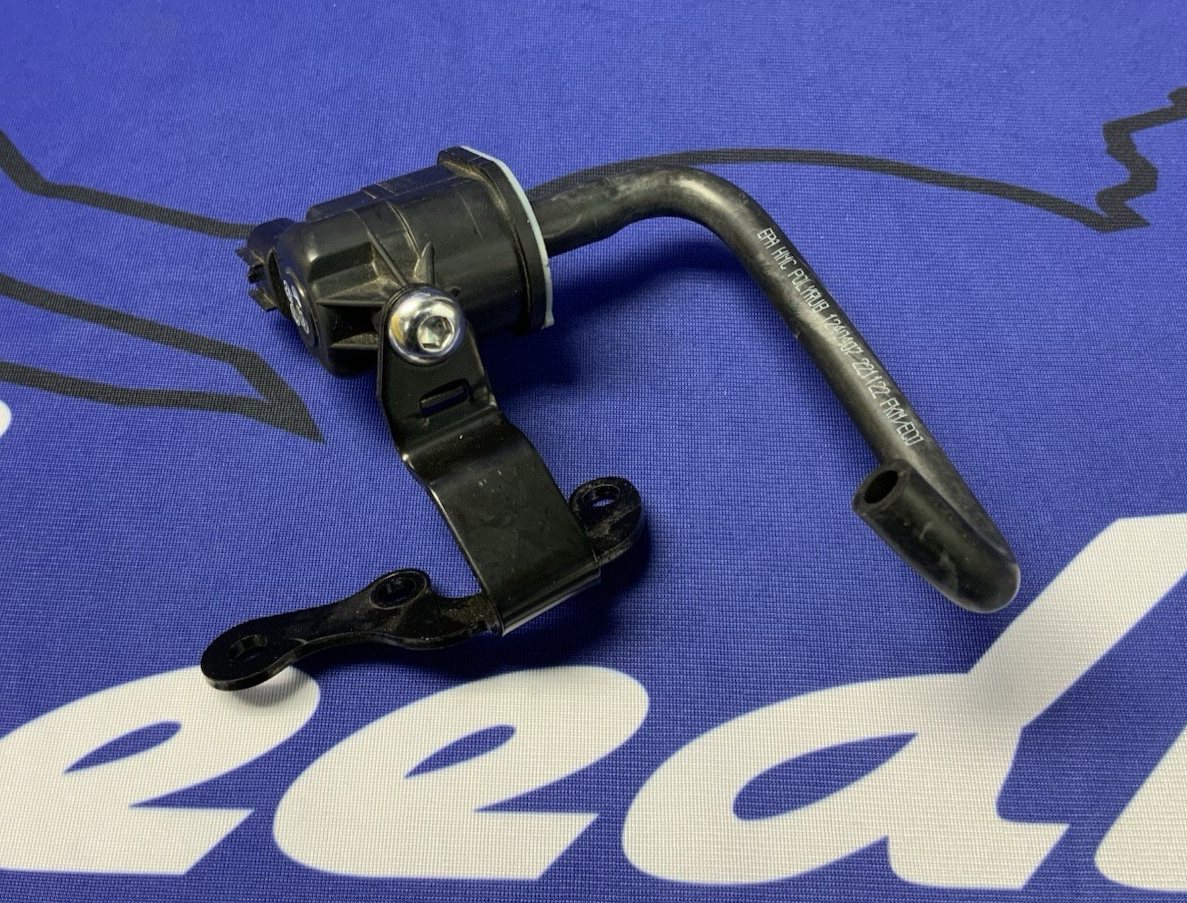 Triumph Purge Valve Street Triple RS 2023-2025 OEM T1248990