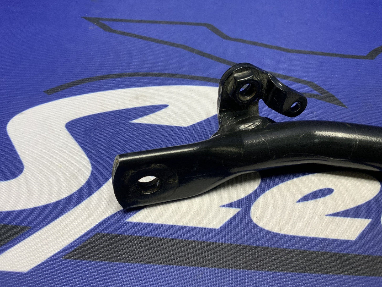 BMW Frame Rod Engine Support Set R1200 GS 2004-2013 OEM 46517707361, 46517705846