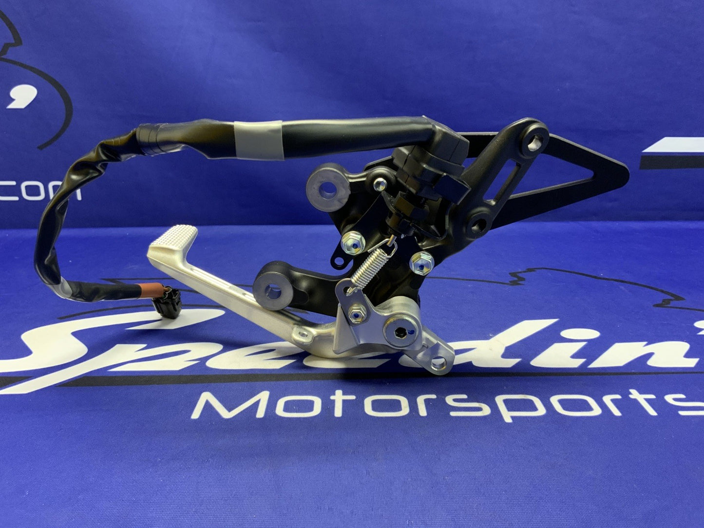 Yamaha Right Rear Set Bracket YZF-R9 2025 OEM BEA-27443-00-00