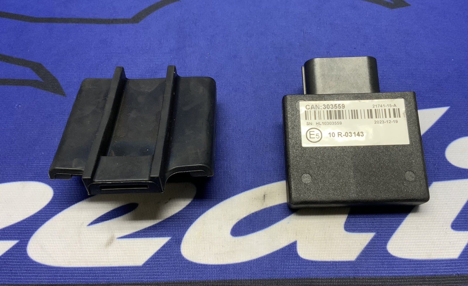 Kawasaki Steering Damper ECU (Ohlin's) ZX-10R/RR 2021-2025 OEM 21175-1529