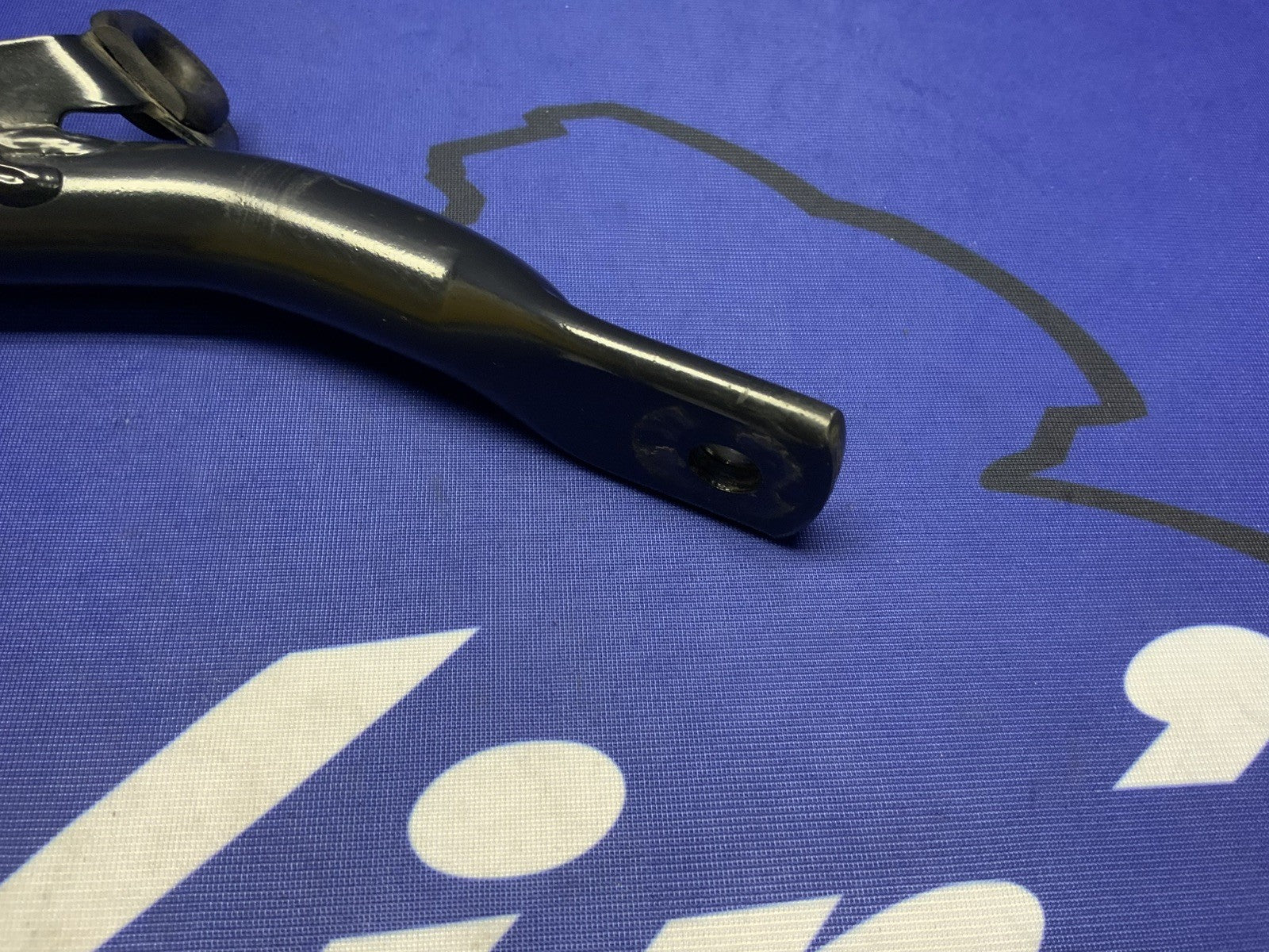 BMW Frame Rod Engine Support Set R1200 GS 2004-2013 OEM 46517707361, 46517705846