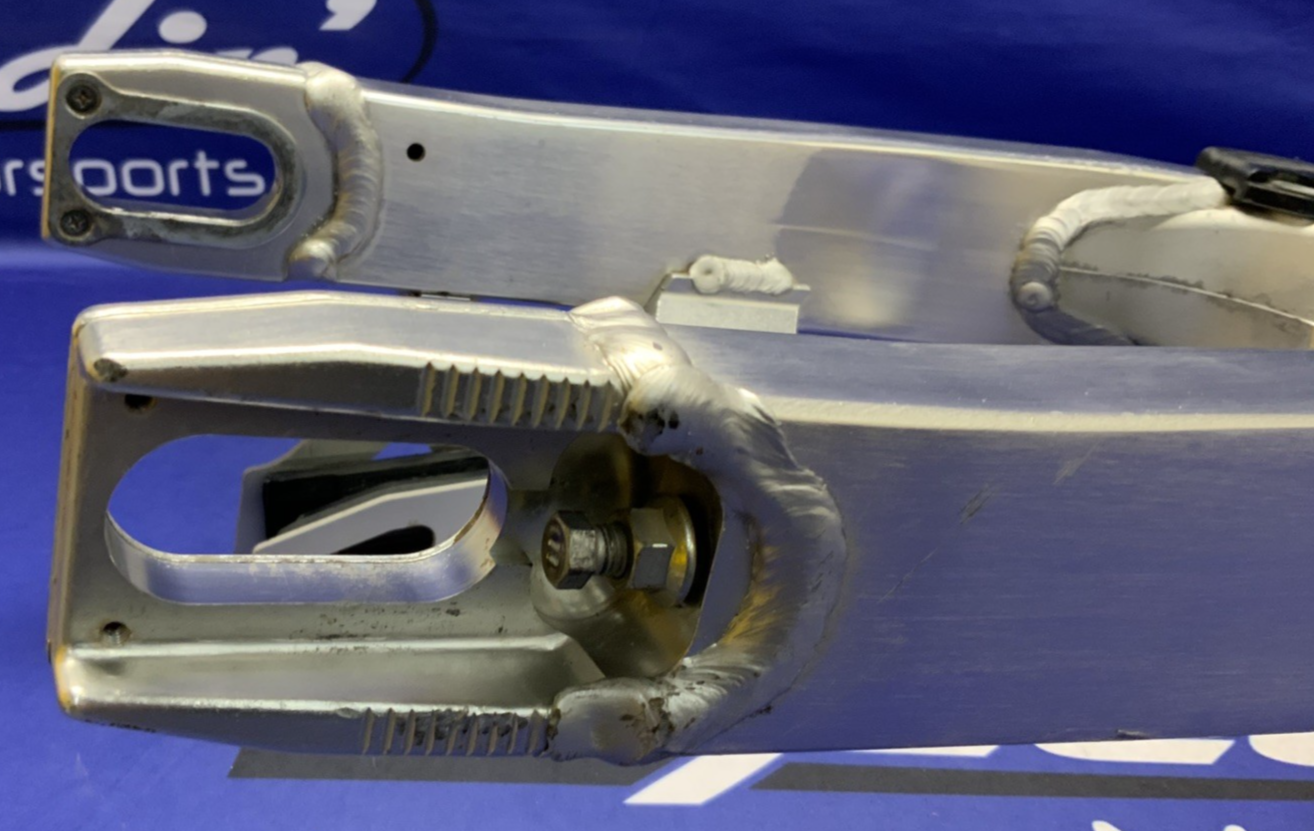 Suzuki Swingarm Assembly RMZ 250 2007-2009 OEM 61000-35G00