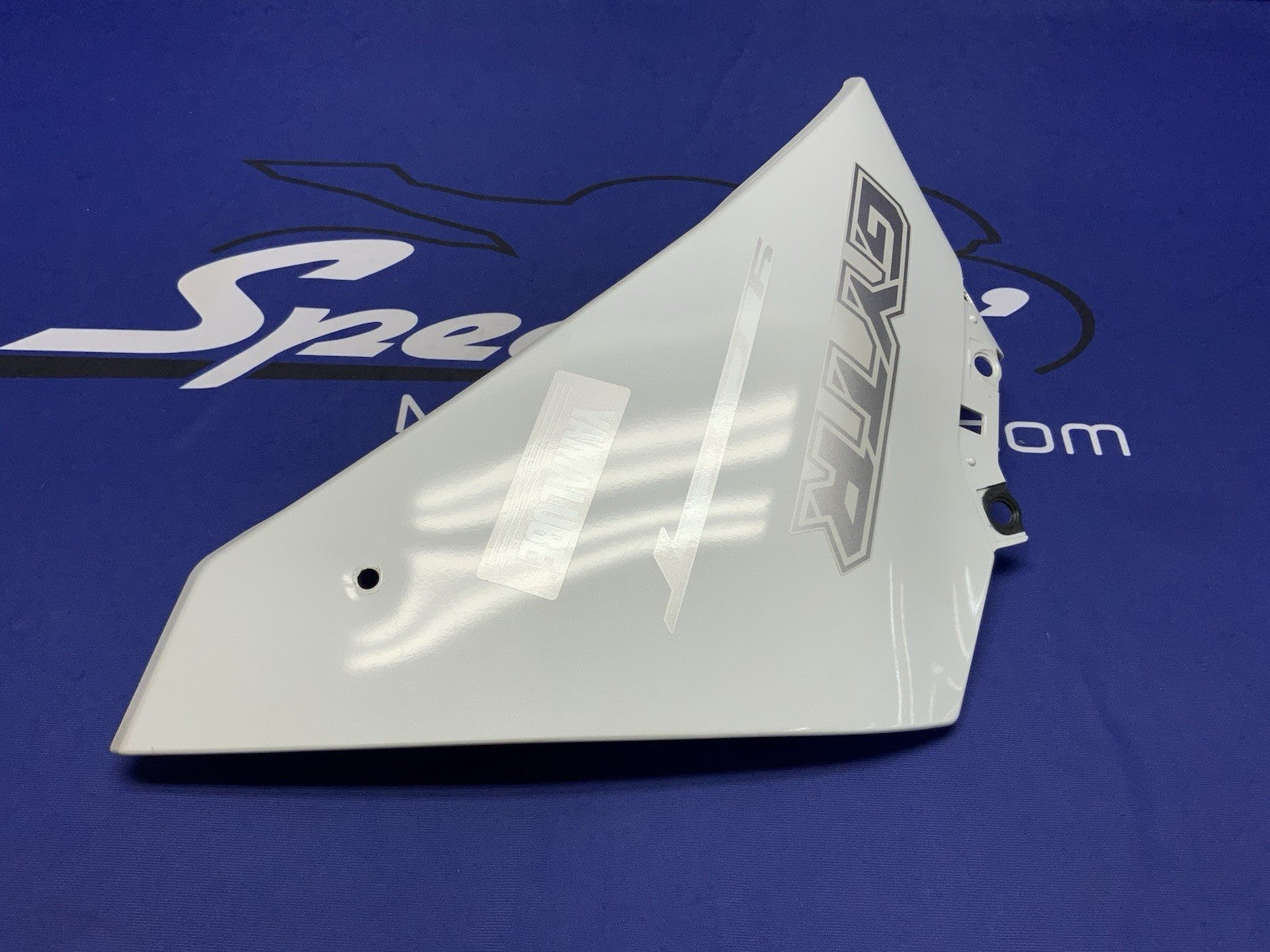Yamaha Left Lower Fairing (White) YZF-R1 2009-2013 OEM 14B-28385-00