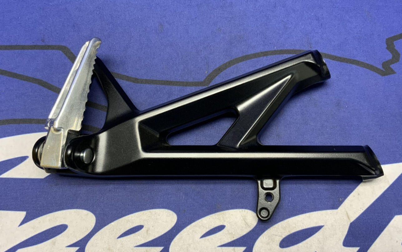 Suzuki Right Passenger Foot Rest GSX-8R/S 2023-2025 OEM 43811-25L00