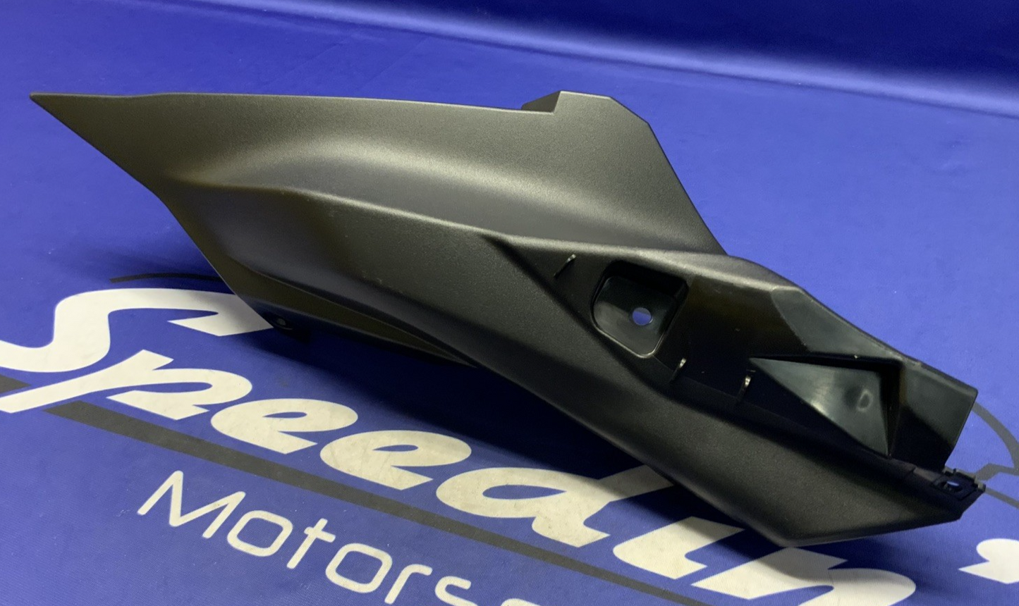 Yamaha Right Tail Inner Fairing YZF-R7 2022-2025 OEM BEB-21741-00-00