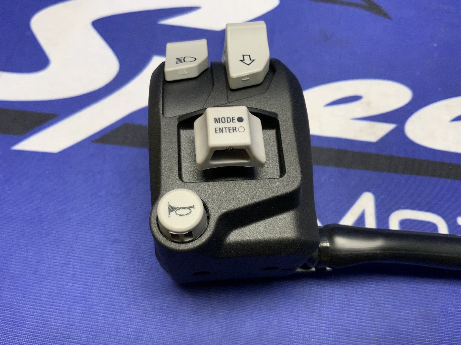 Ducati Left Handlebar Switch Panigale V2 2020-2025 OEM 65110281C-2
