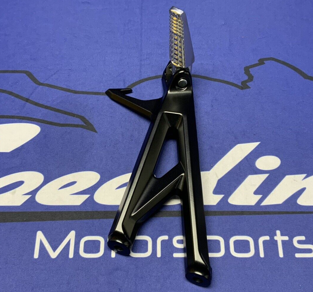 Suzuki Passenger Foot Rest Set GSX-8R/S 2023-2025 OEM 43821-25L00, 43811-25L00