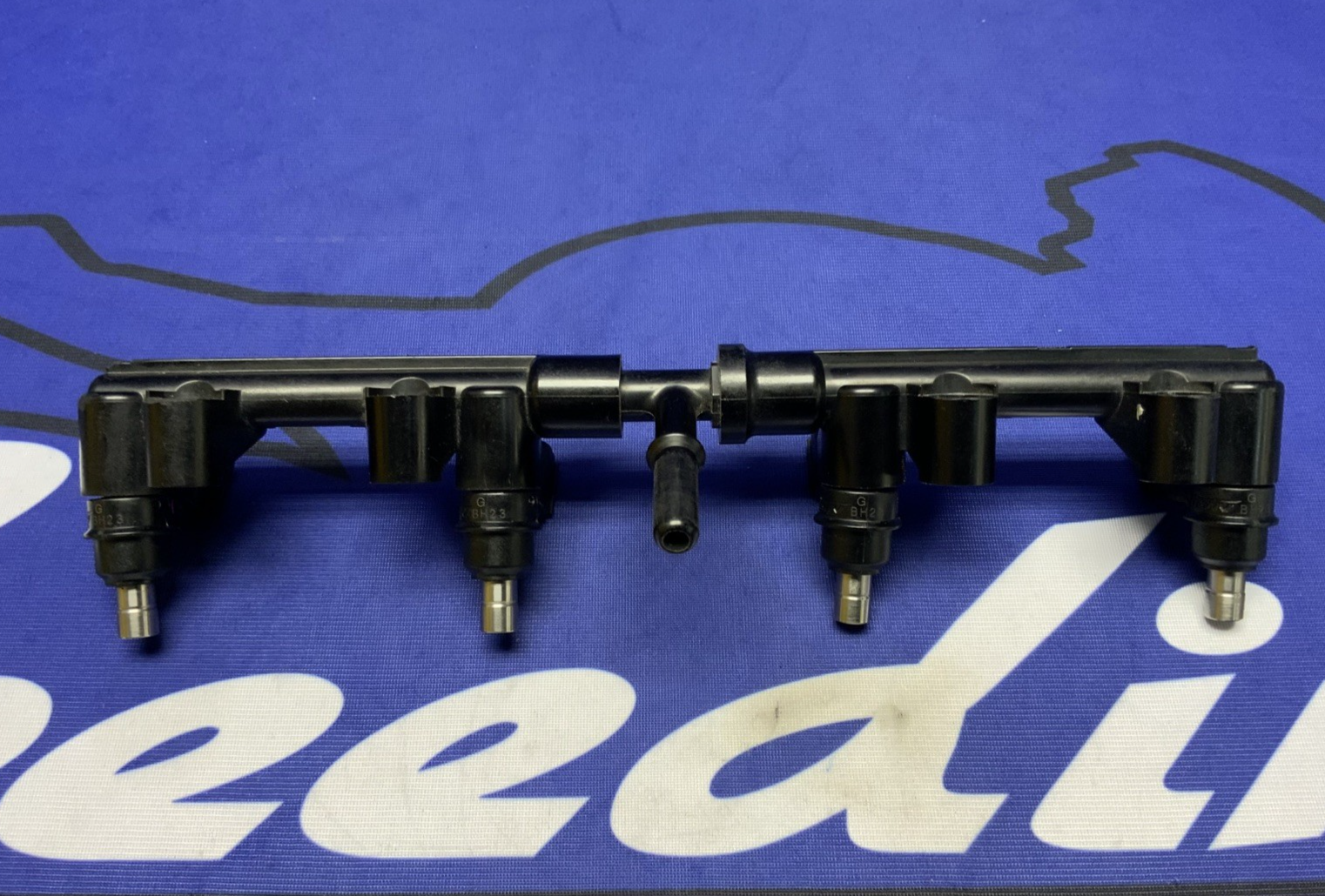 Kawasaki Top Feed Injector Assembly W/ Injectors ZX-6R 2009-2012 OEM 59071-0062
