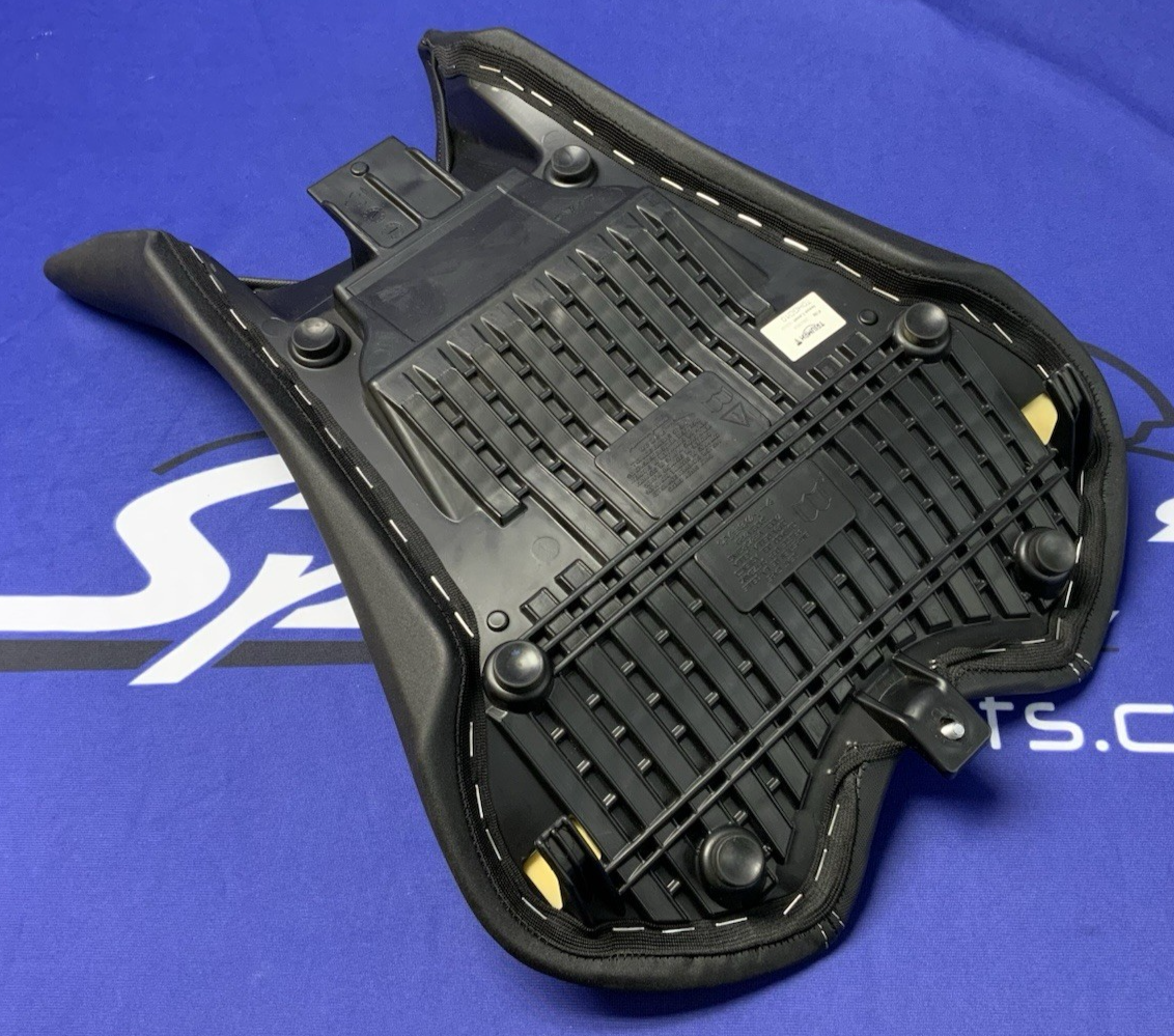 Triumph Front Rider Seat Street Triple 765 2023-2026 OEM T2310816