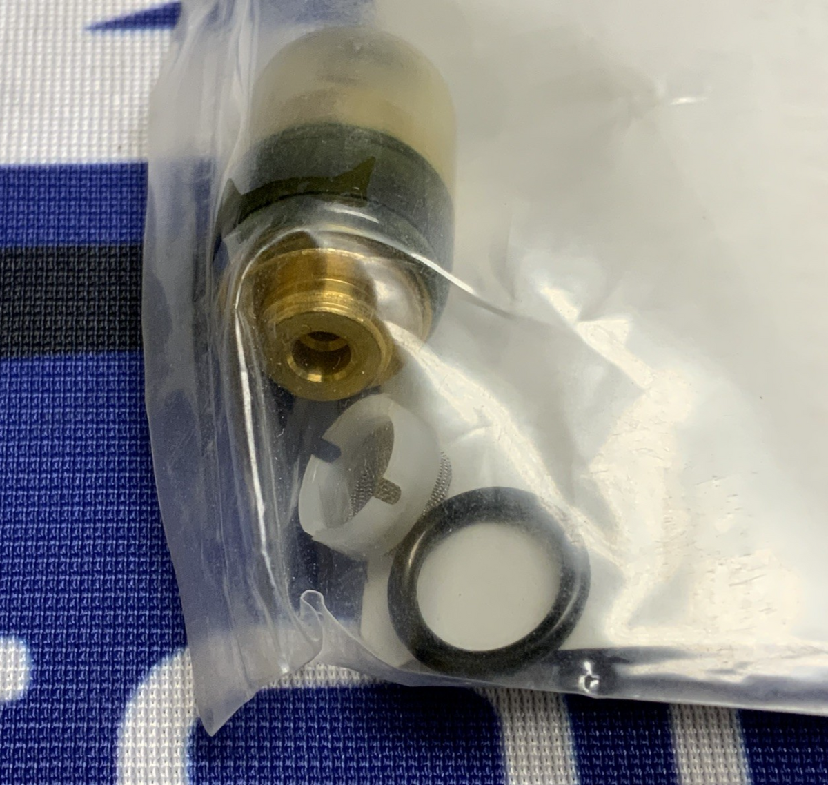 Yamaha Carburetor Needle Valve Set FJ1100 1984-1985 OEM 25G-14107-23