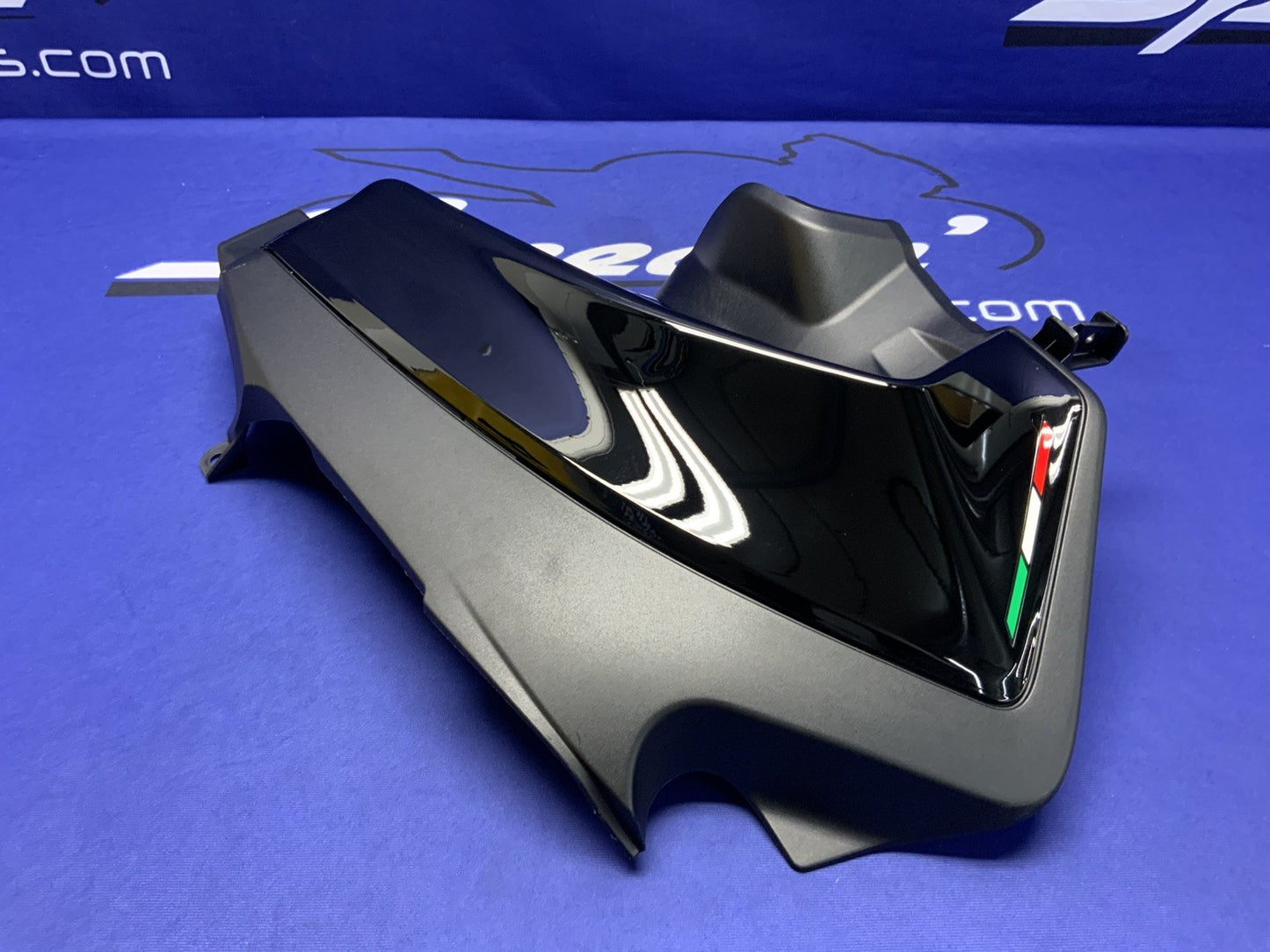Ducati Right Tank Fairing (Thrilling Black) Panigale V2 20-25 OEM 4801B012AD-1