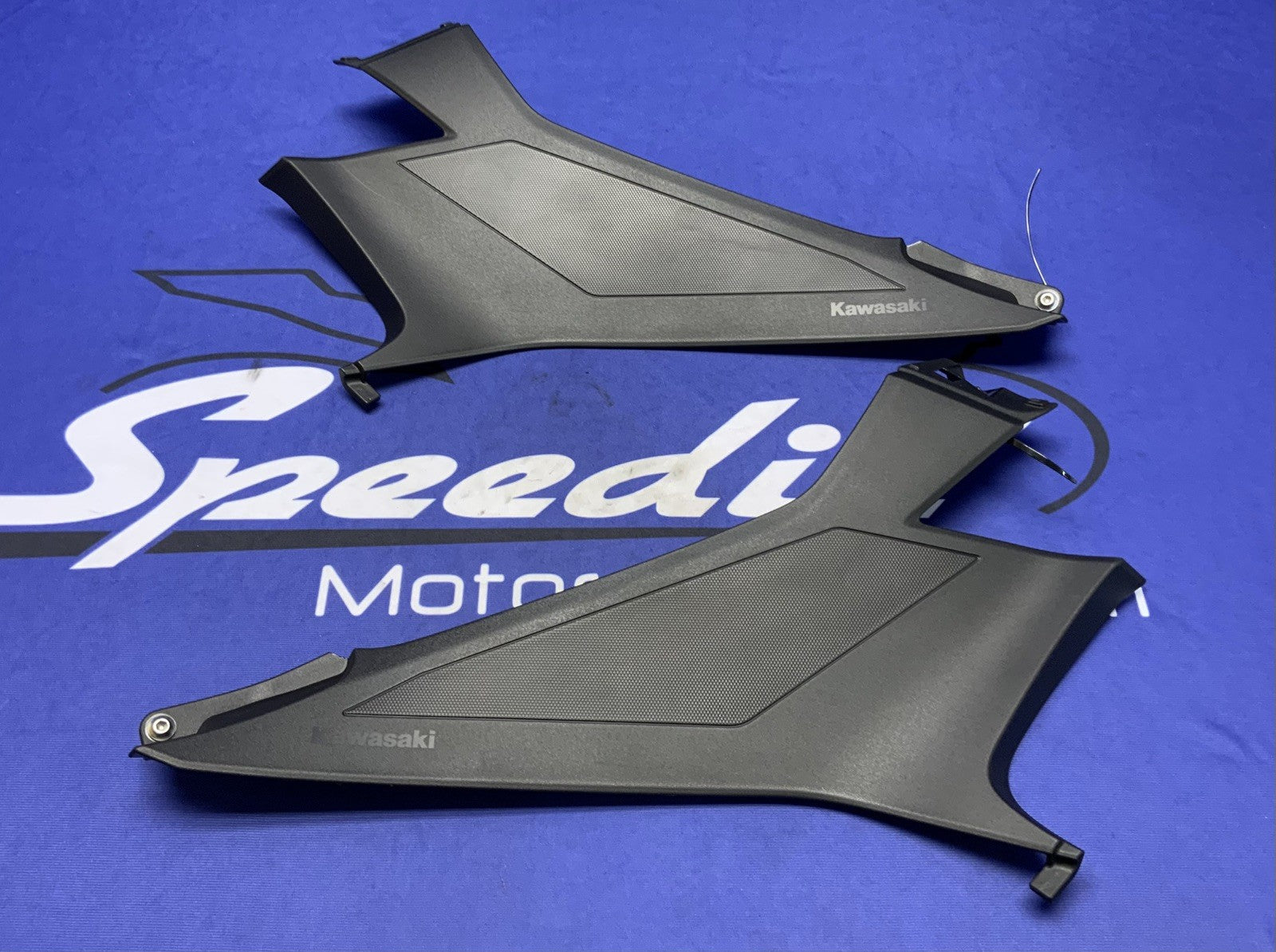 Graves Motorsports Body Work Set (Black) Ninja 500 2024-2026 OEM 51093-5339-739
