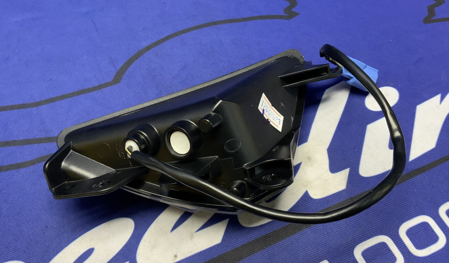 Kawasaki Right Front Turn Signal ZX-6R 2024-2026 OEM 23040-0160