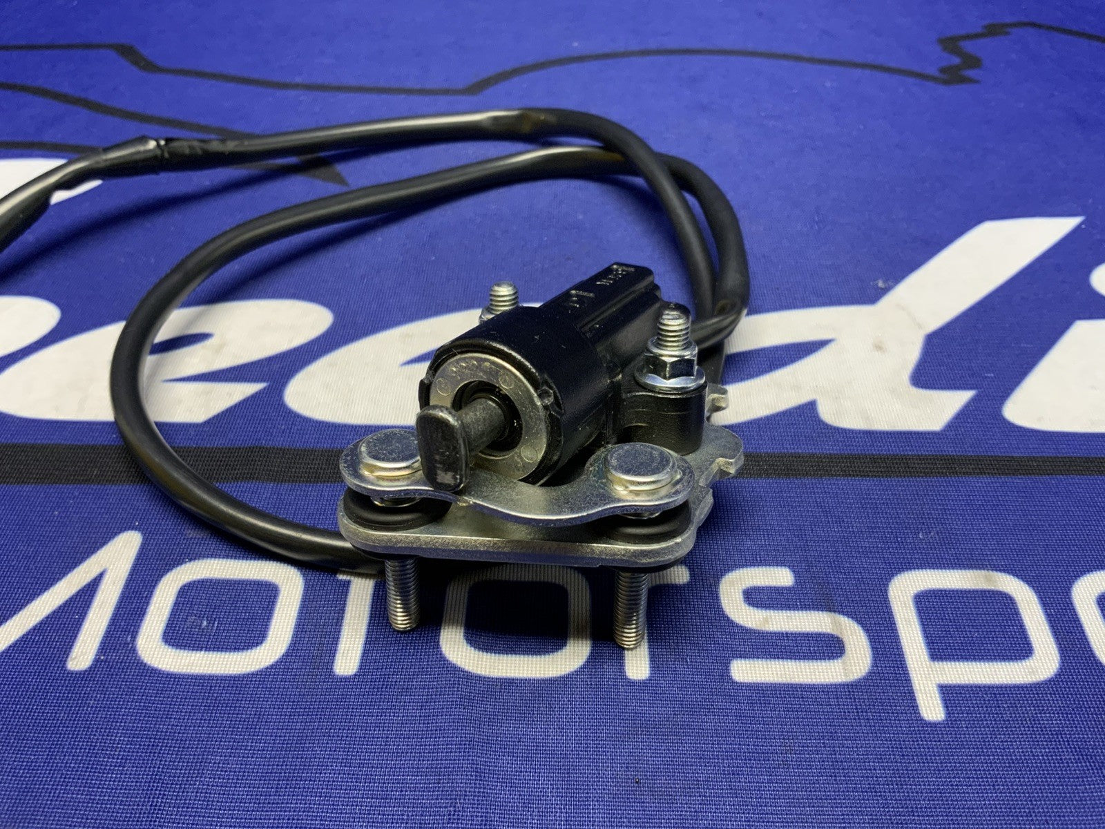 Yamaha Side Stand Switch YZF-R6/R6 CA 2017-2020 OEM BN6-82566-01-00-2