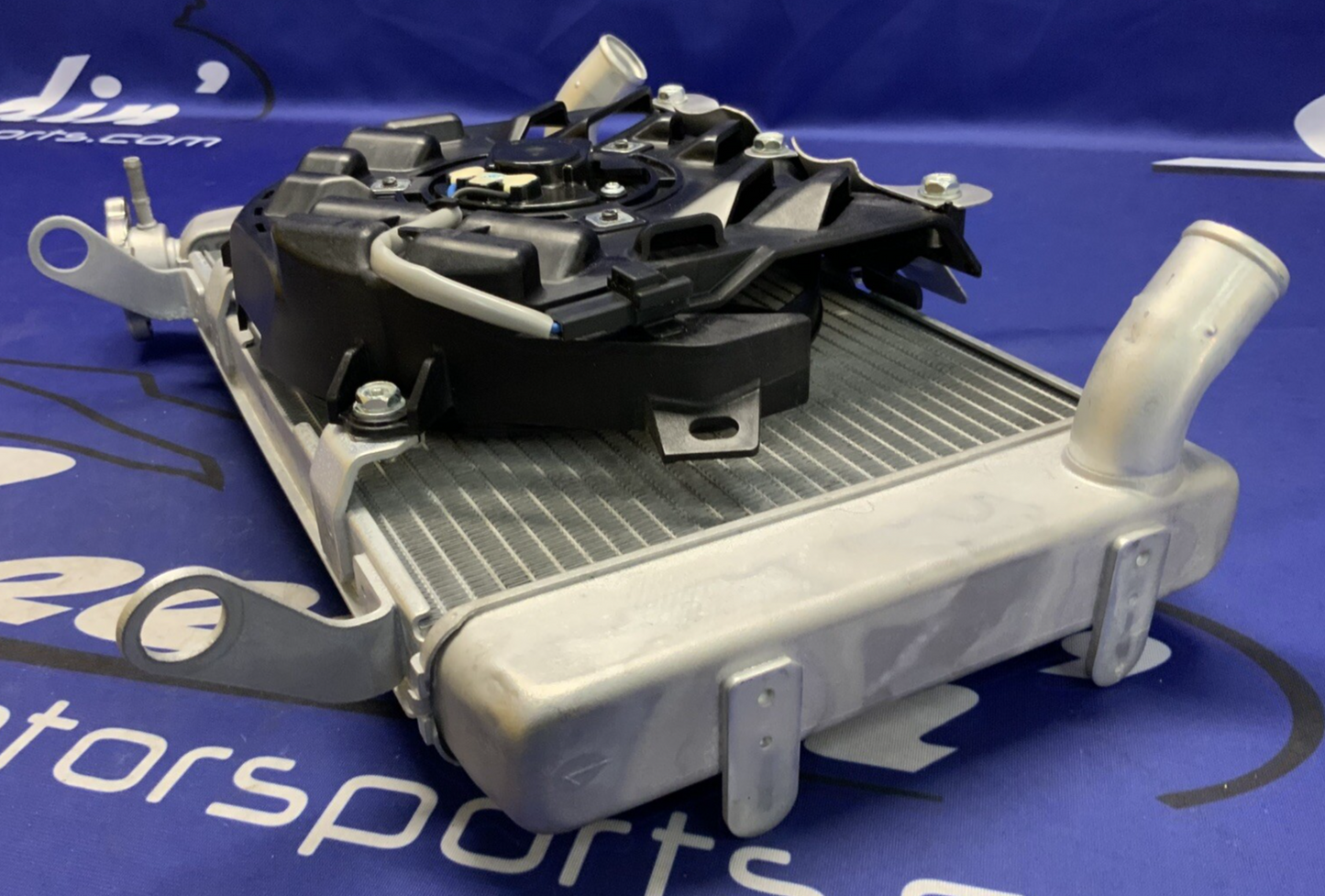 Suzuki Radiator Assembly (Gray) W/ Fan GSX-8R/S 2024-2025 OEM 17700-25L10