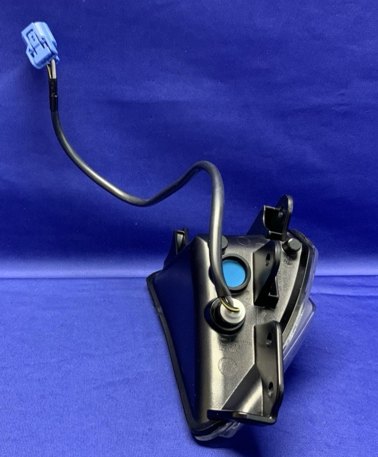 Kawasaki Right Front Turn Signal ZX-4RR 2023-2026 OEM 23040-0158-2