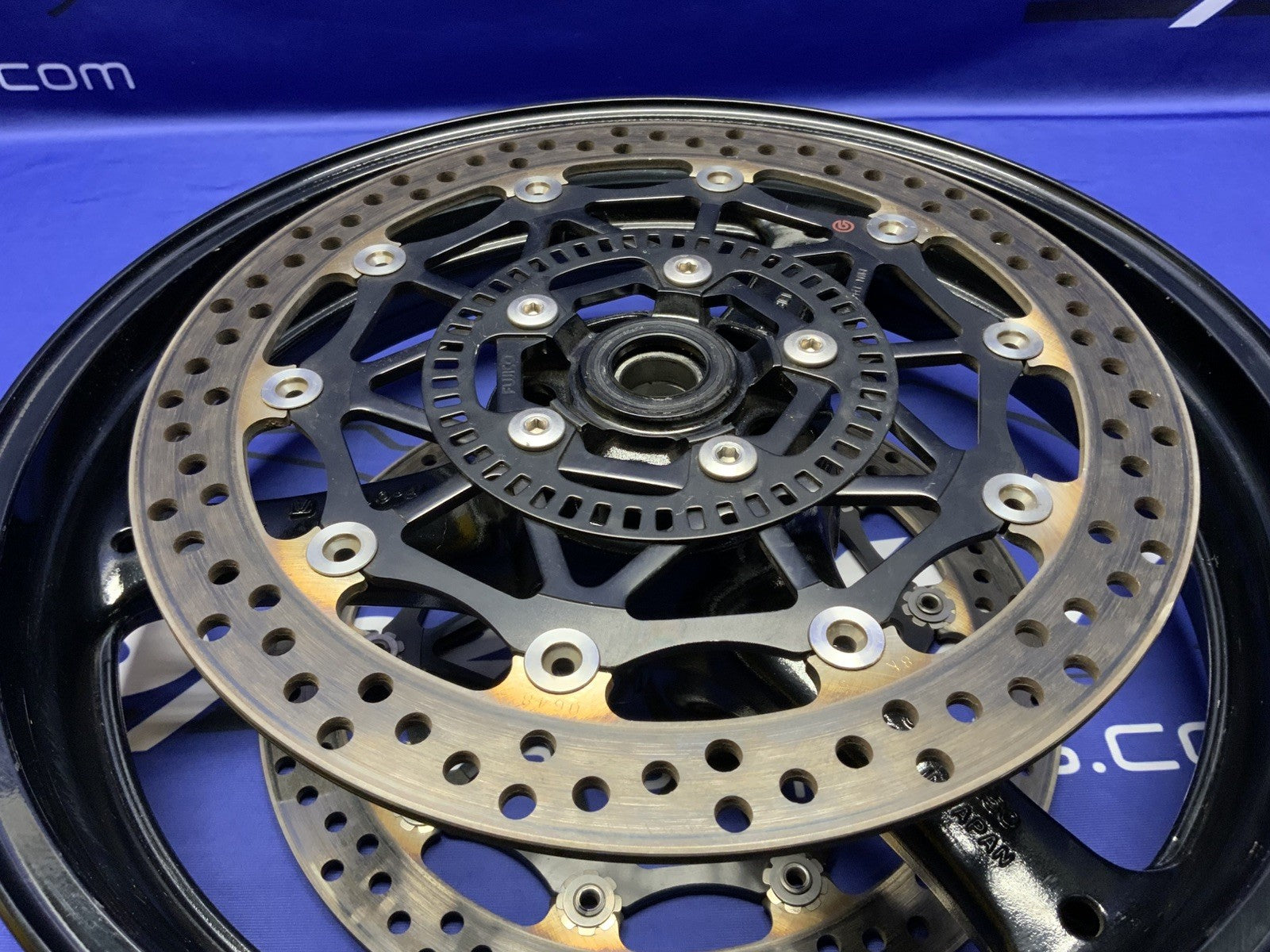 Kawasaki Front Wheel Assembly W/ Rotors ZX-10R 2016-2026 OEM 41073-0757-18F-1