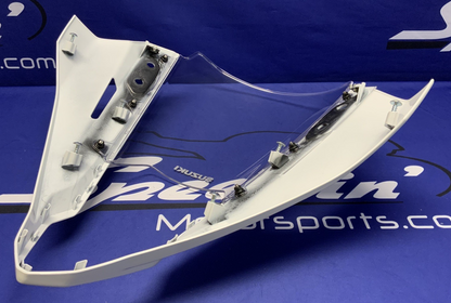 Suzuki Front Cowling W/ Windscreen (Pearl) GSX-8R 24-26 OEM 94410-25L01-QU2-1