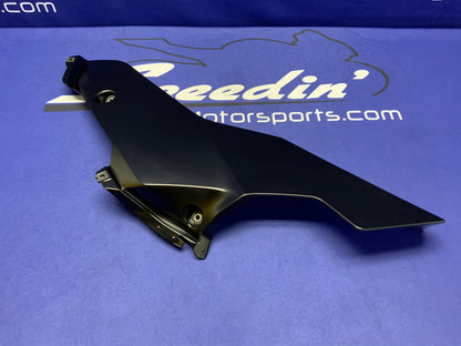 Yamaha Right Lower Fairing (Raven Black) YZF-R6 2017-2026 OEM BN6-28395-00-P1-3