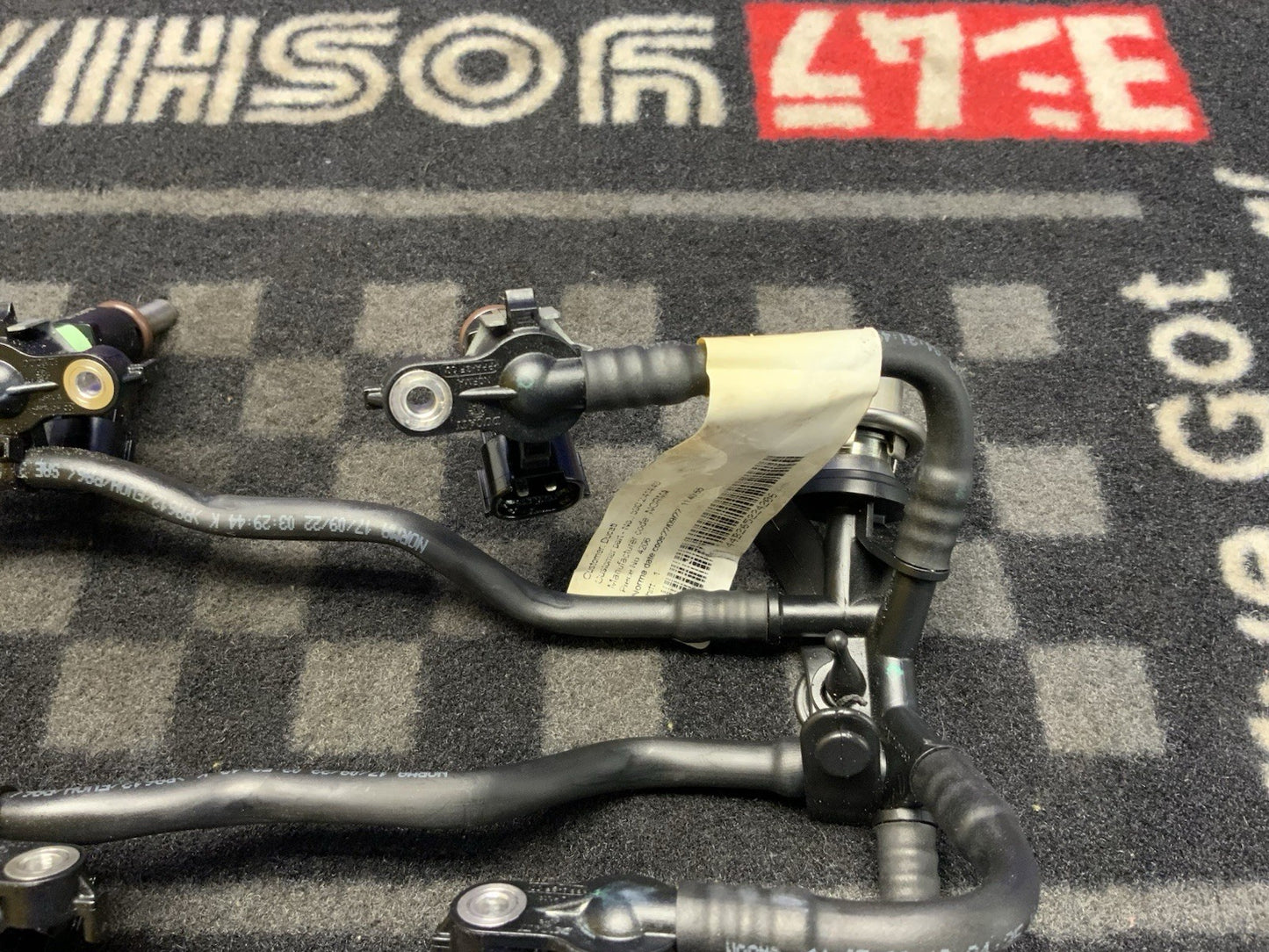 Ducati Lower Fuel Rail W/ Injectors Panigale V4 2021-2025 OEM 59024144B