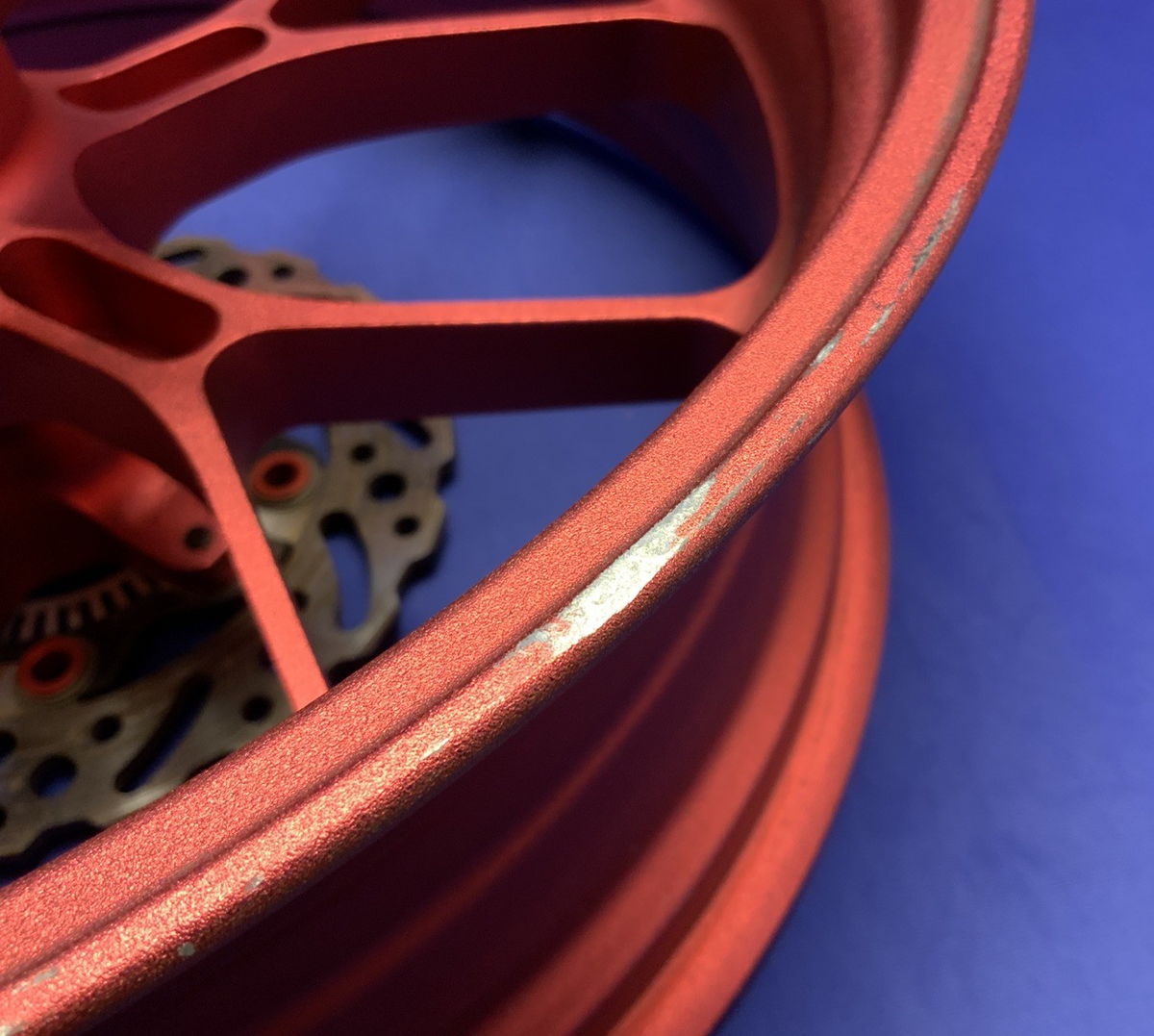 Aprilia Rear Wheel W/ BrakeTech Rotor/Captive Spacer RSV4 2015-2018 OEM 2B002033