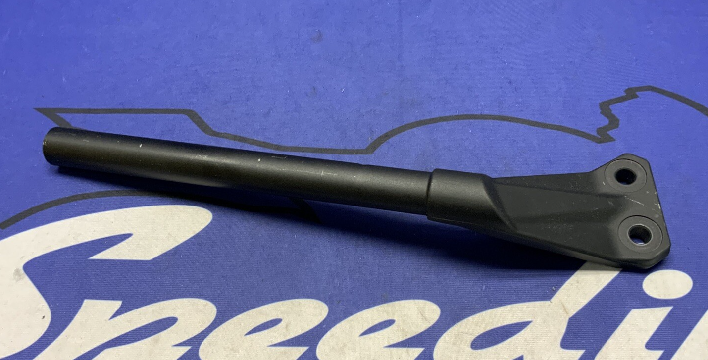 Suzuki Right Handle Bar W/ Mounting Hardware GSX-8R 2024-2025 OEM 56111-25L20