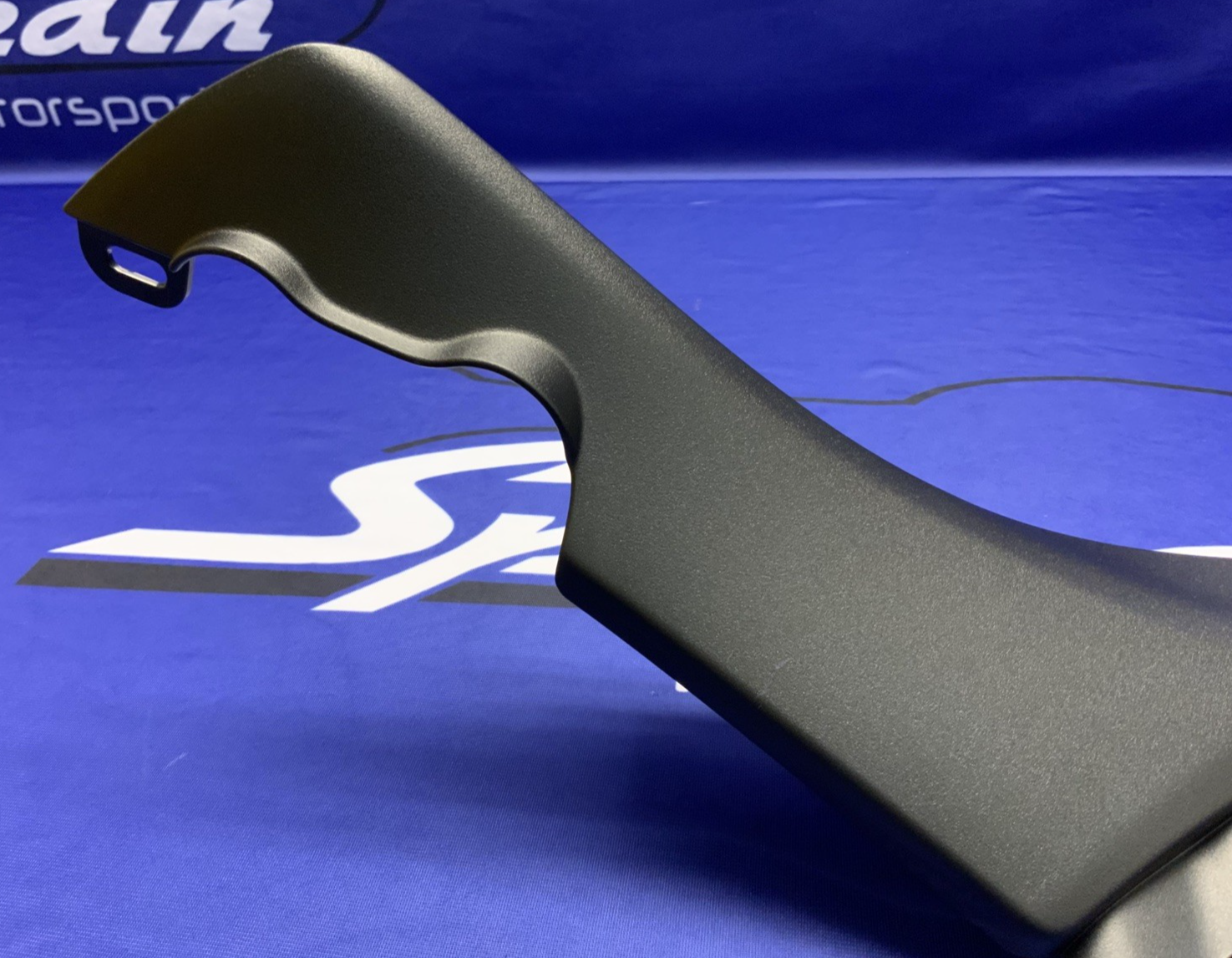 Yamaha Right Seat Filler Trim Yamaha YZF-R7 2022-2025 OEM BEB-2171M-00-00