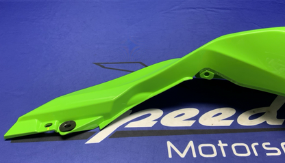 Kawasaki Right Tail Cover (Green) ZX-4R/RR 2023-2026 OEM 36041-0055-777