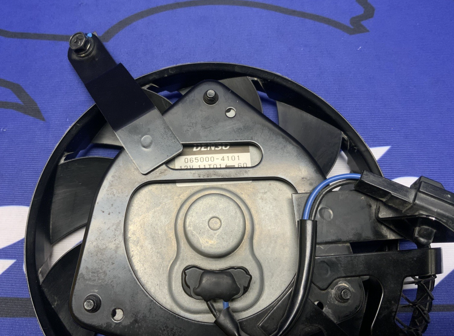 Suzuki Right Radiator Fan Assembly GSXR 1000/R 2017-2025 OEM 17810-17K00