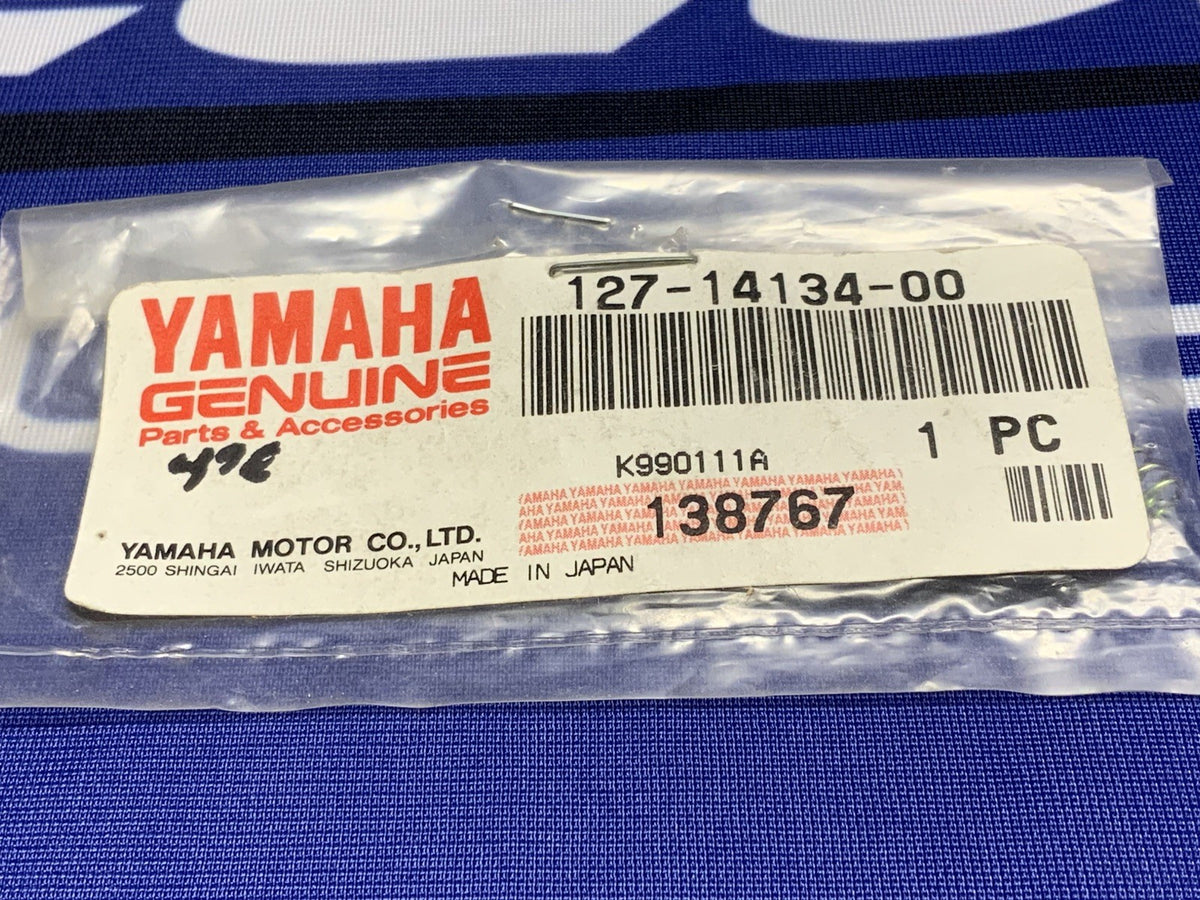 Yamaha Carburetor Air Adjusting Screw Spring YZ125 1980-1981 OEM 127-14134-00-00