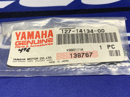 Yamaha Carburetor Air Adjusting Screw Spring YZ125 1980-1981 OEM 127-14134-00-00