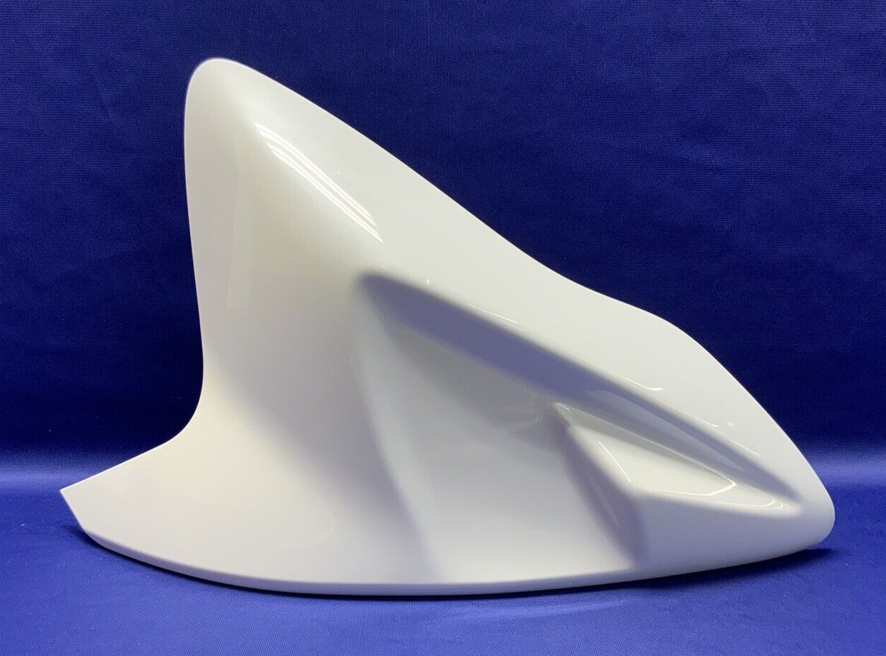 Suzuki Right White Fuel Tank Cover GSXR 600/750 2017-25 OEM 44270-14J80-YUH